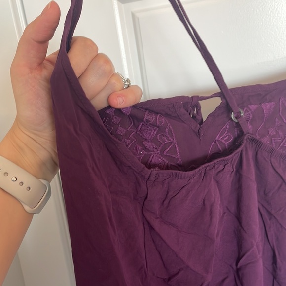 3/$30 - Garage Short Rompers x 2 🌞 - Picture 5 of 12